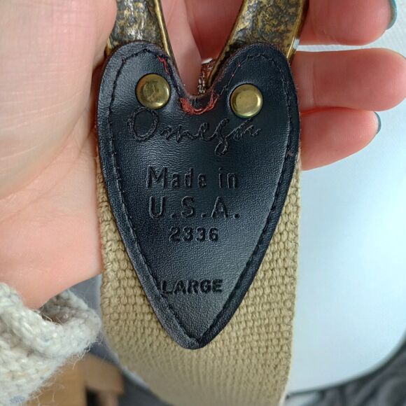 Vintage Omega Arrowhead Stretch Belt  Beige Art Ornate Metal Leather Buckle LG - Picture 5 of 5